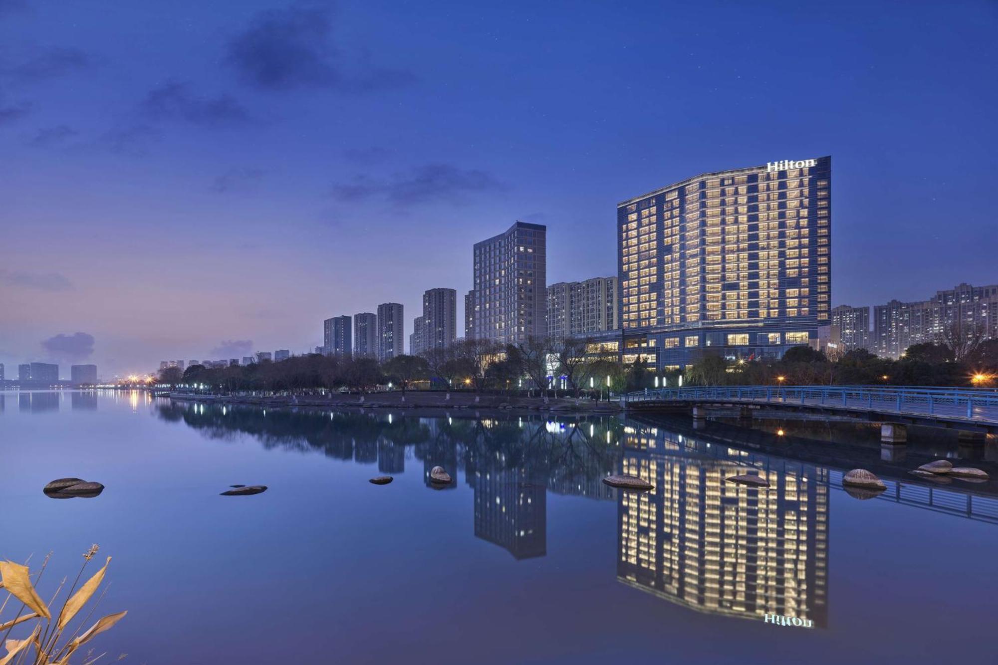 Hilton Suzhou Yinshan Lake Hotell Eksteriør bilde